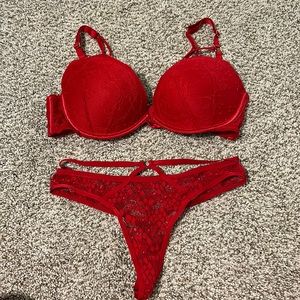 Victoria’s Secret bra and panty set